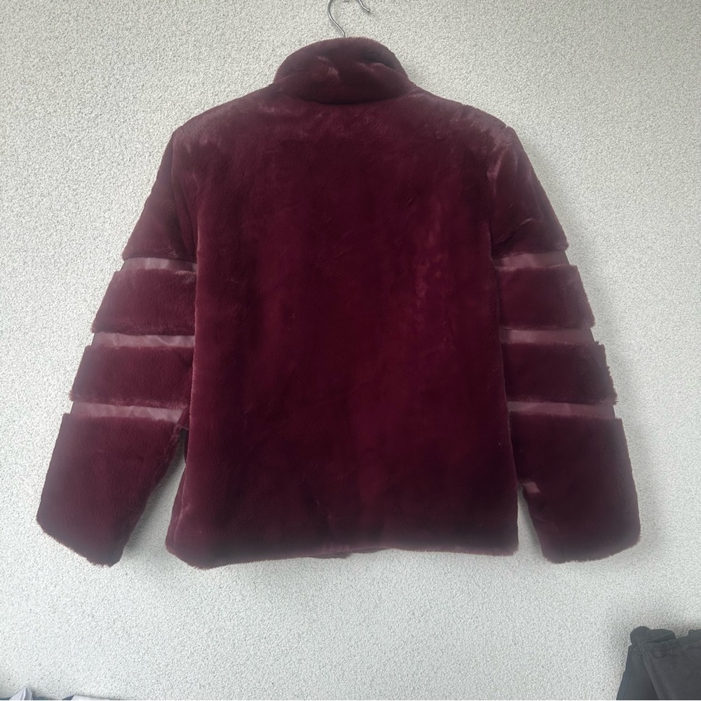 Faux Fur Cropped Jacket Burgundy Wine Red, Size XS NWT - Picture 5 of 5